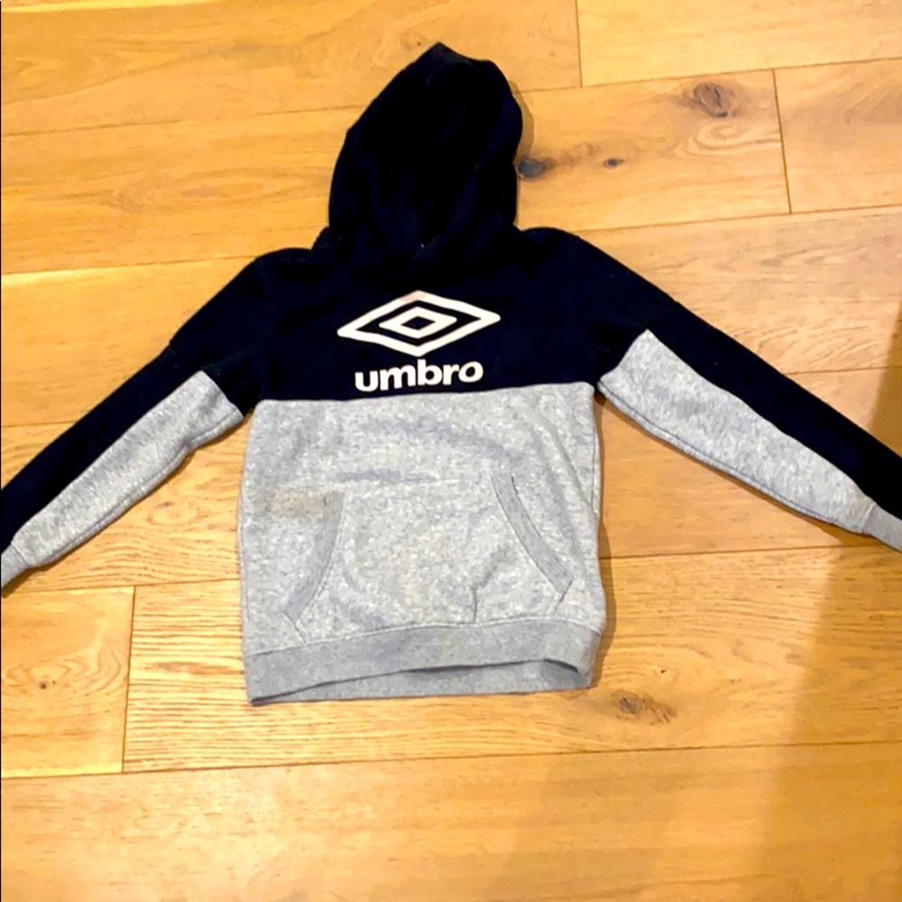 Boys Umbro hoodie size 8-10